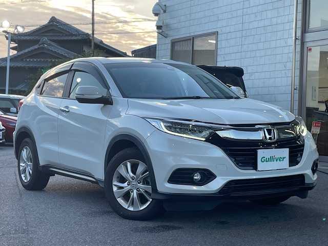 ホンダ ヴェゼル X ホンダセンシング 愛知県 2018(平30)年 2.6万km プラチナホワイトパール ワンオーナー/メモリーナビ/フルセグテレビ/ＤＶＤ再生/Bluetooth接続/バックカメラ/アイドリングストップ/クルーズコントロール（追従式）/レーンキープアシスト/標識認識/ブレーキホールド/ドアバイザー/ウィンカーミラー/ビルトインETC/ＬＥＤオートライト/スマートキー/プッシュスタート