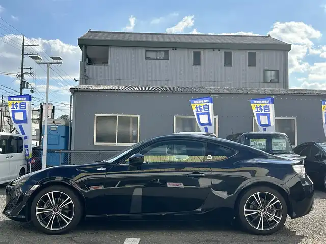 トヨタ ８６ GT 京都府 2012(平24)年 9.1万km クリスタルブラックシリカ (株)IDOMが運営する【じしゃロン伏見店】の自社ローン専用車両になりますこちらは現金またはオートローンご利用時の価格です。自社ローンご希望の方は別途その旨お申付け下さい/純正ナビ　/ＥＴＣ/Ｂカメラ/ＢＴ／ＤＶＤ／ＣＤ/純正１７インチＡＷ