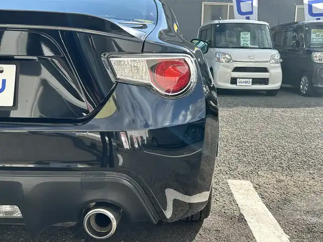 トヨタ ８６ GT 京都府 2012(平24)年 9.1万km クリスタルブラックシリカ (株)IDOMが運営する【じしゃロン伏見店】の自社ローン専用車両になりますこちらは現金またはオートローンご利用時の価格です。自社ローンご希望の方は別途その旨お申付け下さい/純正ナビ　/ＥＴＣ/Ｂカメラ/ＢＴ／ＤＶＤ／ＣＤ/純正１７インチＡＷ