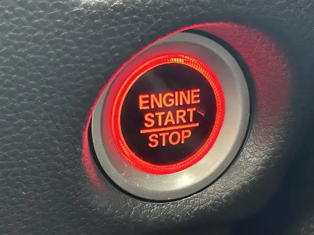 ホンダ Ｎ ＢＯＸ カスタム G L ターボ ホンダセンシング 大阪府 2018(平30)年 3.6万km プラチナホワイトパール 純正メモリー８インチナビ　/   フルセグＴＶ/ＣＤ/ＤＶＤ/ＢＴ/ＭＳＶ/USB/バックカメラ/ホンダセンシング　/両側電動パワースライドドア　/リアコーナーセンサー　/追従型クルーズコントロール/レーンキープアシスト/アイドリングストップ/前方ドライブレコーダー/純正15インチアルミホイール　/純正ラバーマット/プッシュスタート/スマートキー/ビルトインＥＴＣ　/LED　