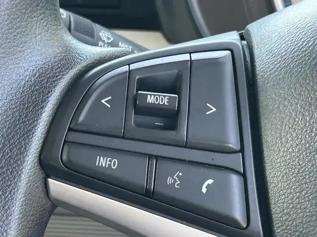 スズキ スペーシア HYBRID X 和歌山県 2022(令4)年 3.7万km シルキーシルバーメタリック 純正9インチナビ/フルセグTV/Bluetooth/CD/DVD/USB/全周囲カメラ/衝突軽減カメラ/車線逸脱防止機能/コーナーセンサー/両側パワースライドドア/後席サーキュレーター/後席サンシェード/運転席シートヒーター/ステアリングスイッチ/アイドリングストップ/オートライト/ヘッドライトレベライザー/ドアバイザー/フルオートエアコン/電動格納ミラー/プッシュスタート/スマートキー
