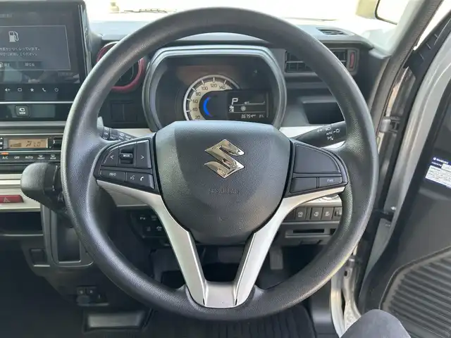スズキ スペーシア HYBRID X 和歌山県 2022(令4)年 3.7万km シルキーシルバーメタリック 純正9インチナビ/フルセグTV/Bluetooth/CD/DVD/USB/全周囲カメラ/衝突軽減カメラ/車線逸脱防止機能/コーナーセンサー/両側パワースライドドア/後席サーキュレーター/後席サンシェード/運転席シートヒーター/ステアリングスイッチ/アイドリングストップ/オートライト/ヘッドライトレベライザー/ドアバイザー/フルオートエアコン/電動格納ミラー/プッシュスタート/スマートキー