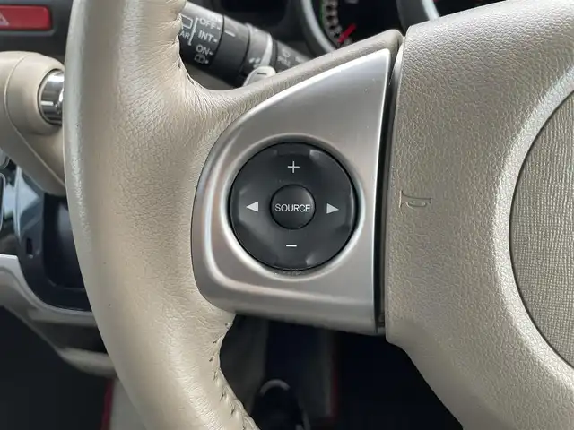 ホンダ Ｎ ＢＯＸ G ターボ Lパッケージ 福岡県 2015(平27)年 5.1万km カトラリーシルバーM Gathers7型ナビ/（BT/フルセグ/DISC/AM/FM/SD/iPod)/Bカメラ/片側パワースライドドア/クルーズコントロール/ベンチシート/チップアップシート/アルミホイール/パドルシフト/シートカバー/横滑り防止装置/盗難防止装置/スマートキー/ETC