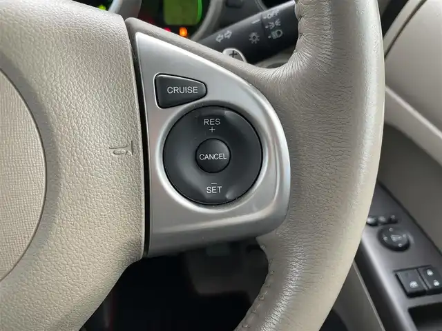 ホンダ Ｎ ＢＯＸ G ターボ Lパッケージ 福岡県 2015(平27)年 5.1万km カトラリーシルバーM Gathers7型ナビ/（BT/フルセグ/DISC/AM/FM/SD/iPod)/Bカメラ/片側パワースライドドア/クルーズコントロール/ベンチシート/チップアップシート/アルミホイール/パドルシフト/シートカバー/横滑り防止装置/盗難防止装置/スマートキー/ETC