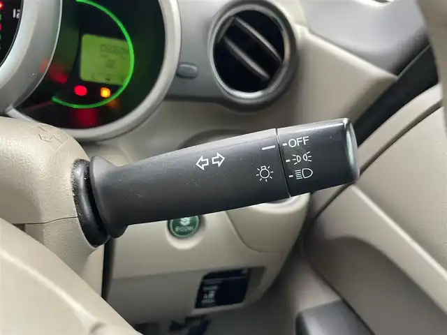 ホンダ Ｎ ＢＯＸ G ターボ Lパッケージ 福岡県 2015(平27)年 5.1万km カトラリーシルバーM Gathers7型ナビ/（BT/フルセグ/DISC/AM/FM/SD/iPod)/Bカメラ/片側パワースライドドア/クルーズコントロール/ベンチシート/チップアップシート/アルミホイール/パドルシフト/シートカバー/横滑り防止装置/盗難防止装置/スマートキー/ETC