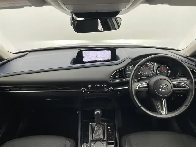 マツダ ＣＸ－３０ XD プロアクティブツーリングセレクション 富山県 2019(令1)年 2.7万km スノーフレイクホワイトパールマイカ 純正ナビ（AM/FM/DVD/BT/USB/HDMI/フルセグ）/全方位カメラ/ドライブレコーダー/ETC/ヘッドアップディスプレイ/ブラインドスポットモニター/衝突被害軽減システム/レーダークルーズコントロール/レーンキープアシスト/コーナーセンサー/横滑り防止装置/アイドリングストップ/D席パワーシート/D席メモリシート/シートヒーター/ハンドルヒーター/オートLEDライト/純正アルミホイール/純正フロアマット/オートホールド付電子パーキング/パワーバックドア/革巻きステアリング/ステアリングスイッチ/パドルシフト/スマートキー/スペアキー