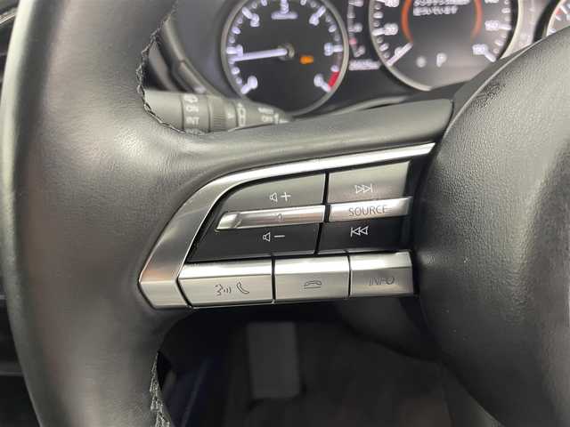 マツダ ＣＸ－３０ XD プロアクティブツーリングセレクション 富山県 2019(令1)年 2.7万km スノーフレイクホワイトパールマイカ 純正ナビ（AM/FM/DVD/BT/USB/HDMI/フルセグ）/全方位カメラ/ドライブレコーダー/ETC/ヘッドアップディスプレイ/ブラインドスポットモニター/衝突被害軽減システム/レーダークルーズコントロール/レーンキープアシスト/コーナーセンサー/横滑り防止装置/アイドリングストップ/D席パワーシート/D席メモリシート/シートヒーター/ハンドルヒーター/オートLEDライト/純正アルミホイール/純正フロアマット/オートホールド付電子パーキング/パワーバックドア/革巻きステアリング/ステアリングスイッチ/パドルシフト/スマートキー/スペアキー