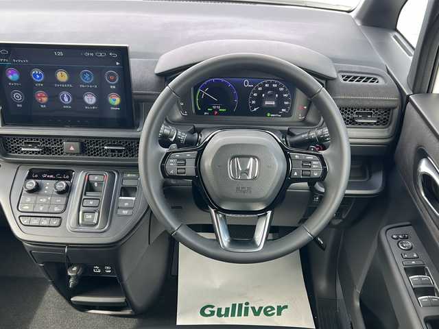ホンダ ステップワゴン スパーダ eHEV プレミアムライン 三重県 2024(令6)年 0.1万km プラチナホワイトパール 両側パワースライドドア /BSM/ホンダセンシング /1.2列目シートヒーター /前後コーナーセンサー /USB給電 /レーダークルーズコントロール /LEDヘッドライト /オートライト /ハーフレザーシート /オットマン/ウィンカーミラー/電動格納ミラー /禁煙車