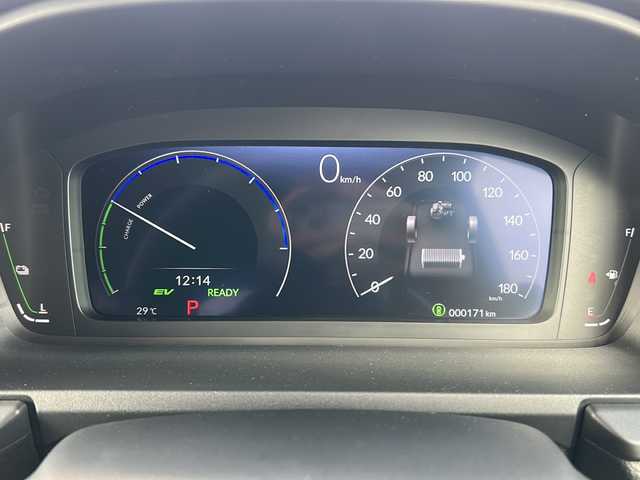 ホンダ ステップワゴン スパーダ eHEV プレミアムライン 三重県 2024(令6)年 0.1万km プラチナホワイトパール 両側パワースライドドア /BSM/ホンダセンシング /1.2列目シートヒーター /前後コーナーセンサー /USB給電 /レーダークルーズコントロール /LEDヘッドライト /オートライト /ハーフレザーシート /オットマン/ウィンカーミラー/電動格納ミラー /禁煙車