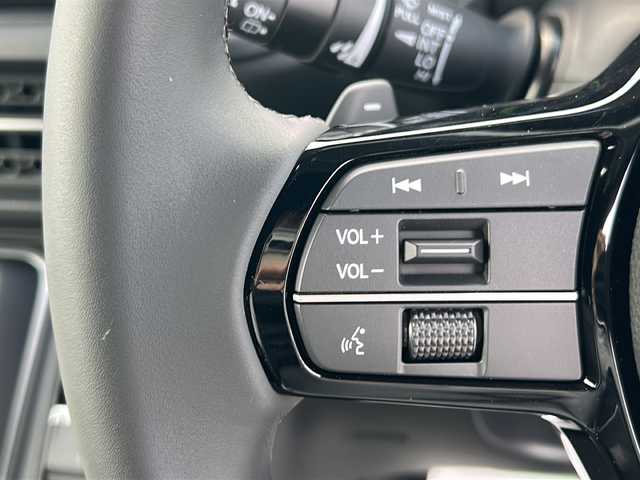 ホンダ ステップワゴン スパーダ eHEV プレミアムライン 三重県 2024(令6)年 0.1万km プラチナホワイトパール 両側パワースライドドア /BSM/ホンダセンシング /1.2列目シートヒーター /前後コーナーセンサー /USB給電 /レーダークルーズコントロール /LEDヘッドライト /オートライト /ハーフレザーシート /オットマン/ウィンカーミラー/電動格納ミラー /禁煙車