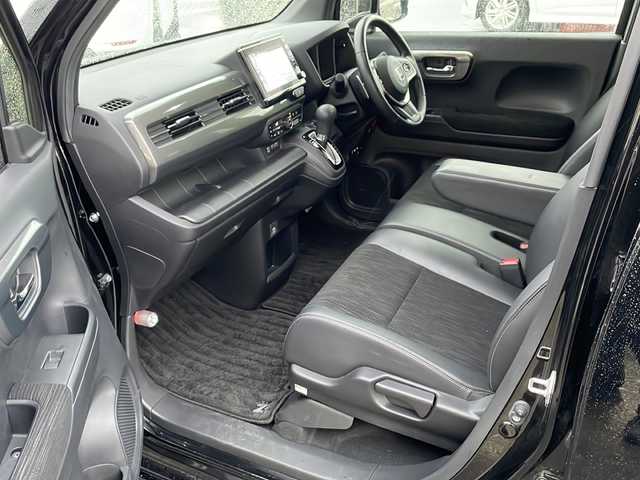 ホンダ Ｎ ＷＧＮ カスタム Lターボ ホンダS 鹿児島県 2020(令2)年 5.6万km クリスタルブラックパール Gathers純正ナビ（VXU-207NBi）/バックカメラ/フルセグTV/Bluetooth/ビルトインETC/パドルシフト/追従クルーズコントロール/USB端子×３/コーナーセンサー/レーンキープアシスト/衝突軽減システム/オートライト/純正LEDヘッドランプ/純正フロアマット/15インチ純正AW/ミュージックサーバー接続可/スマートキー