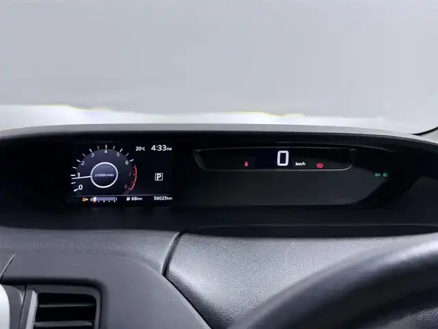 日産 セレナ ハイウェイスター 大阪府 2016(平28)年 5.6万km ブリリアントホワイトパール 純正9incナビTV バックカメラ クルーズコントロール 衝突軽減ブレーキ レーンアシスト 両側パワースライドドア スマートキー プッシュスタート オートライト LEDヘッドライト ETC