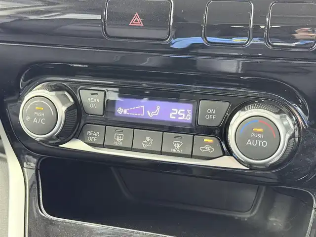 日産 セレナ ハイウェイスター 大阪府 2016(平28)年 5.6万km ブリリアントホワイトパール 純正9incナビTV バックカメラ クルーズコントロール 衝突軽減ブレーキ レーンアシスト 両側パワースライドドア スマートキー プッシュスタート オートライト LEDヘッドライト ETC