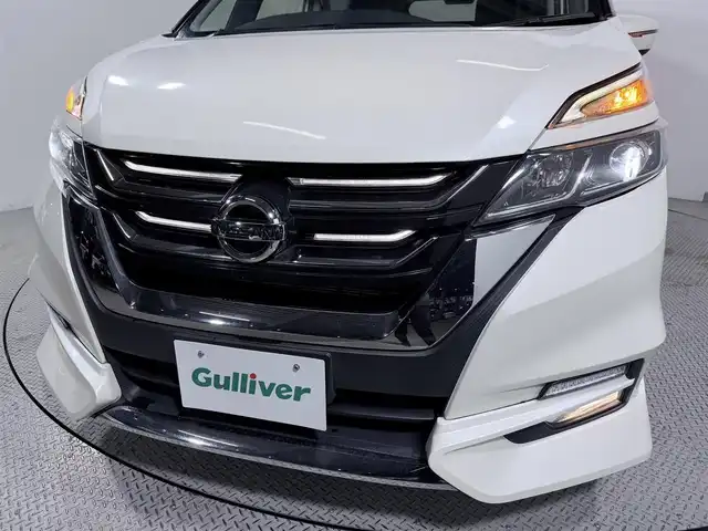 日産 セレナ ハイウェイスター 大阪府 2016(平28)年 5.6万km ブリリアントホワイトパール 純正9incナビTV バックカメラ クルーズコントロール 衝突軽減ブレーキ レーンアシスト 両側パワースライドドア スマートキー プッシュスタート オートライト LEDヘッドライト ETC