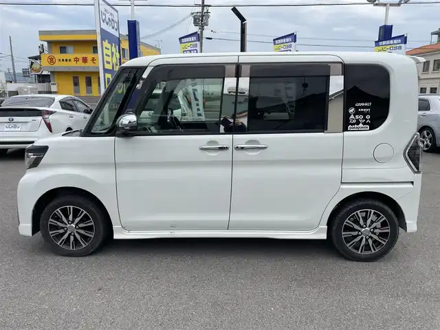 ダイハツ タント カスタム X トップED SA Ⅲ 和歌山県 2018(平30)年 7.6万km パールホワイトⅢ (株)IDOMが運営する【じしゃロン和歌山店】の自社ローン専用車両になります。こちらは現金またはオートローンご利用時の価格です。自社ローンご希望の方は別途その旨お申付け下さい/禁煙車/Bluetooth/全方位カメラ/ETC/前方ドライブレコーダー/運転席シートヒーター/ハーフレザーシート/両側パワースライドドア/衝突被害軽減ブレーキ/レーンキープアシスト/LEDヘッドライト/オートライト/オートマチックハイビーム/アイドリングストップ/プッシュスタート/純正14インチアルミホイール/スマートキー