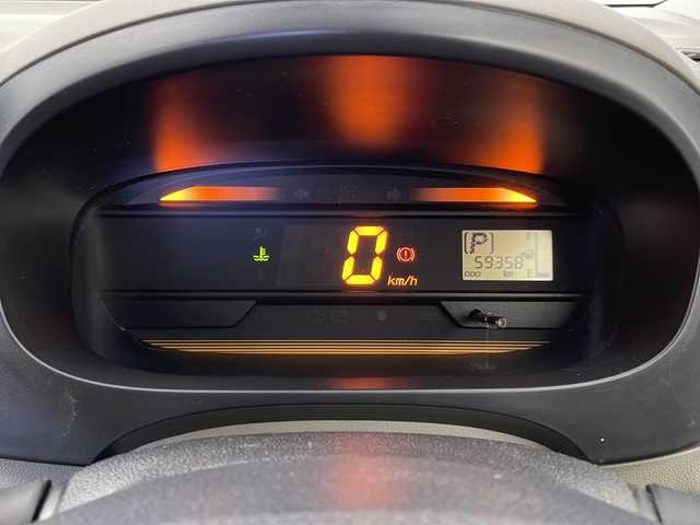 ダイハツ ミラ イース L メモリアルエディション 新潟県 2013(平25)年 6万km ブラックマイカメタリック 社外メモリナビ/(Panasonic/ワンセグTV/Bluetooth/CD/DVD/SD)/横滑り防止装置/盗難防止装置/ABS/ドアバイザー/フォグランプ/リモコンキー/純正サマータイヤホイールセット車載