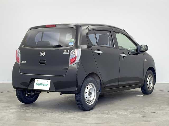 ダイハツ ミラ イース L メモリアルエディション 新潟県 2013(平25)年 6万km ブラックマイカメタリック 社外メモリナビ/(Panasonic/ワンセグTV/Bluetooth/CD/DVD/SD)/横滑り防止装置/盗難防止装置/ABS/ドアバイザー/フォグランプ/リモコンキー/純正サマータイヤホイールセット車載