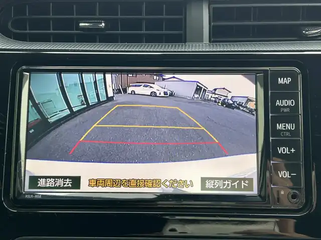 トヨタ アクア S 島根県 2019(平31)年 6.2万km スーパーホワイトⅡ トヨタセーフティセンス/純正ナビ/Bluetooth/バックカメラ/オートライト/オートマチックハイビーム /LDA/プリクラッシュセーフティ/スマートキー/プッシュスタート /フロアマット/ドアバイザー/フロントワイパーデアイサー /電動格納ミラー/ステアリングスイッチ
