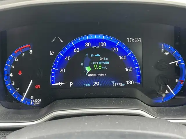 トヨタ カローラ クロス Z 佐賀県 2021(令3)年 2.6万km セメントグレーメタリック トヨタセーフティセンス/・プリクラッシュセーフティ/・レーンディパーチャーアラート/・オートマチックハイビーム/・レーダークルーズコントロール/クリアランスソナー/純正８型ディスプレイオーディオ/・バックカメラ/・フルセグTV/CD/DVD/BT/純正18インチAW/ハーフレザーシート/シートヒーター/LEDヘッドライト/オートライト/フォグランプ/パワーバックドア/プッシュスタート/フロアマット/ドアバイザー/電動格納ミラー