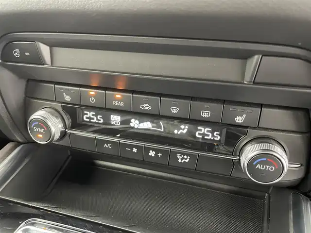 マツダ ＣＸ－８ XD プロアクティブ 富山県 2019(平31)年 5.8万km ジェットブラックマイカ BOSEサウンド/純正ナビ（AM/FM/DVD/BT/USB/フルセグ）/全方位カメラ/ドライブレコーダー/ETC/ヘッドアップディスプレイ/シートヒーター/D席パワーシート/D席メモリシート/ハンドルヒーター/ブラインドスポットモニター/衝突被害軽減システム/レーダークルーズコントロール/レーンキープアシスト/コーナーセンサー/横滑り防止装置/アイドリングストップ/パワーバックドア/オートホールド付電子パーキング/純正アルミホイール/純正フロアマット/オートLEDライト/革巻きステアリング/ステアリングスイッチ/スマートキー/スペアキー