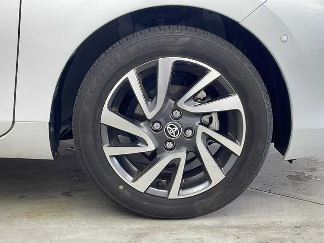 トヨタ アクア Z 兵庫県 2021(令3)年 1.5万km プラチナホワイトパールマイカ ・10.5インチ純正ディスプレイオーディオ/・AM/FM/USB/Miracast/・Bluetooth接続/・AppleCarPlay/AndroidAuto/・バックカメラ/・運転席パワーシート/・前席シートヒーター/・ステアリングヒーター/・AC100V/・ビルトインETC2.0/・パーキングアシスト/・ドライブモード（パワー、エコ）/・USB充電ポート/・アラウンドビューモニター/・前後ドライブレコーダー/・横滑り防止装置/・社外レーダー/・トヨタセーフティセンス/・レーントレーシングアシスト/・プリクラッシュセーフティ/・ブラインドスポットモニター/・クリアランスソナー/・リヤクロストラフィックアラート/・パーキングサポートブレーキ/・ヘッドアップディスプレイ/・ロードサインアシスト/・先行車発進告知/・後退速度抑制/・オートマチックハイビーム/・レーダークルーズコントロール/・革巻きステアリング/・ステアリングスイッチ/・LEDヘッドランプ/・純正フロアマット/・純正アルミホイール/・取扱説明書/・保証書/・フォグランプ