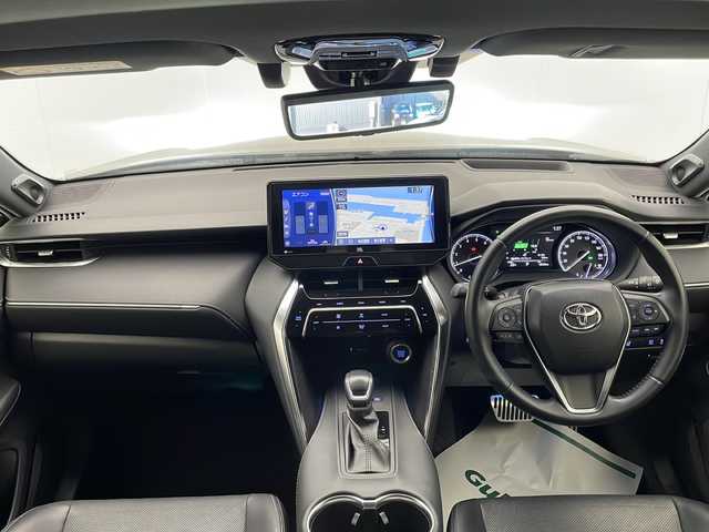 トヨタ ハリアー Z レザーパッケージ 宮崎県 2020(令2)年 4.9万km ブラック 禁煙車/トヨタセーフティセンス/純正12.3型ディスプレイオーディオナビTV/（T-CONNECT/Bluetooth/FMAM/HDMI/フルセグTV)/純正JBLプレミアムサウンドシステム/純正ビルトイン2.0ETC/純正ドライブレコーダー/純正LEDオートライト/純正LEDフォグ/純正19インチアルミ/アダプティブクルーズコントロール/パノラミックビューモニター/プリクラッシュセーフティ/オートマチックハイビーム/レーンディパーチャーアラート/ブラインドスポットモニター/ヘッドアップディスプレイ/クリアランスソナー/デジタルインナーミラー/黒本革シート/パワーバックドア/前席パワーシート/エアシート/パワーチルトステアリング/電子パーキング/オートホールド/デュアルオートエアコン/スマートキー/プッシュエンジンスタート/スペアキー/新車時保証書/取扱い説明書