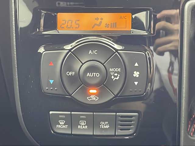 スズキ アルト ワークス 岐阜県 2016(平28)年 4.5万km パールホワイト ターボ/社外ナビ/（AM/FM/CD/Bluetooth/TV）/バックカメラ/純正レカロシート/パドルシフト/HIDオートライト/フォグランプ/ETC/革巻きステアリング/横滑り防止システム/アイドリングストップ/パワーウィンドウ/社外センターコンソール/アルミペダル/プッシュスタート/スマートキー/サイドバイザー