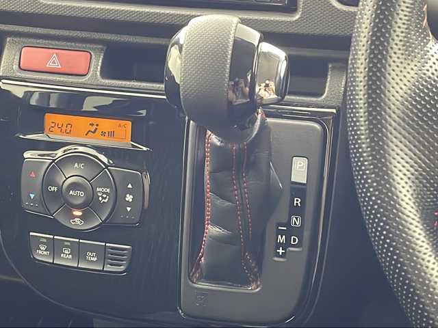 スズキ アルト ワークス 岐阜県 2016(平28)年 4.5万km パールホワイト ターボ/社外ナビ/（AM/FM/CD/Bluetooth/TV）/バックカメラ/純正レカロシート/パドルシフト/HIDオートライト/フォグランプ/ETC/革巻きステアリング/横滑り防止システム/アイドリングストップ/パワーウィンドウ/社外センターコンソール/アルミペダル/プッシュスタート/スマートキー/サイドバイザー