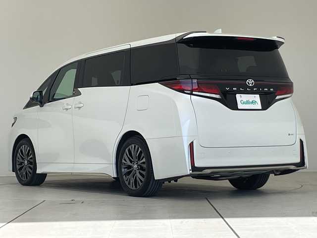 トヨタ ヴェルファイア ハイブリット Z プレミア 愛知県 2024(令6)年 2.3万km プラチナホワイトパールマイカ トヨタセーフティセンス/純正14型ディスプレイオーディオナビ/フリップダウンモニター/三眼LEDヘッドライト/全方位カメラ/両側パワースライドドア/レーダークルーズコントロール/シートヒーター/エアシート/バックカメラ/ガラスルーフ/電動リアゲート/パワーシート/ヘッドアップディスプレイ/コーナーセンサー/純正アルミホイール/ETC2.0/ブラインドスポットモニター/パドルシフト/リアオートエアコン/ステアリングヒーター/オートマチックハイビーム/ワイヤレス充電機/ドライブレコーダー/ETC/衝突軽減システム/フルセグ/Bluetooth/ステアリングスイッチ/スマートキー/プッシュスタート