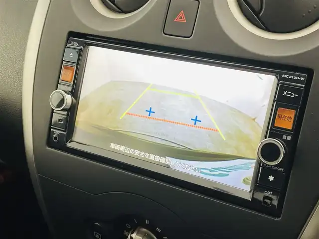 日産 ノート X 福島県 2013(平25)年 8万km スーパーブラック 純正SDナビ/・型番：MC313D-W/・フルセグTV/CD/DVD/SD/BT/AUX/・バックカメラ/・ETC/アイドリングストップ/プッシュスタート/・スマートキー/電動格納ミラー/社外LEDヘッドライト/・ヘッドライトレベライザー/純正フロアマット/ドアバイザー