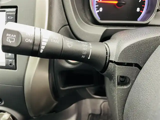 日産 ノート X 福島県 2013(平25)年 8万km スーパーブラック 純正SDナビ/・型番：MC313D-W/・フルセグTV/CD/DVD/SD/BT/AUX/・バックカメラ/・ETC/アイドリングストップ/プッシュスタート/・スマートキー/電動格納ミラー/社外LEDヘッドライト/・ヘッドライトレベライザー/純正フロアマット/ドアバイザー