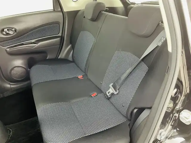 日産 ノート X 福島県 2013(平25)年 8万km スーパーブラック 純正SDナビ/・型番：MC313D-W/・フルセグTV/CD/DVD/SD/BT/AUX/・バックカメラ/・ETC/アイドリングストップ/プッシュスタート/・スマートキー/電動格納ミラー/社外LEDヘッドライト/・ヘッドライトレベライザー/純正フロアマット/ドアバイザー