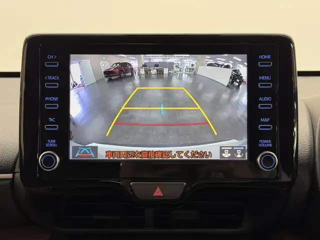 トヨタ ヤリスクロス ハイブリッド Z 三重県 2021(令3)年 7.1万km ホワイトパールクリスタルシャイン ハイブリッド/FF/フロアCVT/純正 8インチディスプレイオーディオ/（AM/FM/CD*/DVD*/USB/iPod/Bluetooth/Miracast/TV/CarPlay/AndroidAuto）/バックガイドモニター/ドライブレコーダー 前後/ビルトイン ETC/モデリスタエアロ（F/S/R下）/Toyota Safety Sense/・プリクラッシュセーフティ/・レーントレーシングアシスト/・レーダークルコン（全車速追従機能付）/・オートハイビーム/・ロードサインアシスト/・インテリジェントクリアランスソナー［パーキングサポートブレーキ（静止物＆後方接近車両）］/・ブラインドスポットモニター＆リヤクロストラフィックアラート/・先行車発進告知機能/装備/・ハーフレザーシート/・シートヒーター（D/N）/・パワーシート（D6way）/・オートエアコン/・オートライト/・LEDヘッドランプ/・ステアリングスイッチ/・プッシュスタート/・電子パーキングブレーキ＆ブレーキホールド/・USBジャック（充電用x1、入力用x1）/・純正18inAW/・保/取/マルチ取/・スマートキーx2/・【OP】応急用スペアタイヤ/・【DOP】インテリアパネルセット（茶木目調）/など