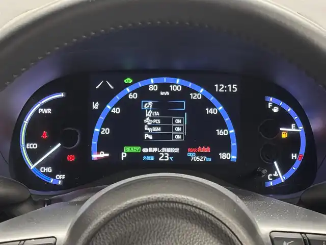 トヨタ ヤリスクロス ハイブリッド Z 三重県 2021(令3)年 7.1万km ホワイトパールクリスタルシャイン ハイブリッド/FF/フロアCVT/純正 8インチディスプレイオーディオ/（AM/FM/CD*/DVD*/USB/iPod/Bluetooth/Miracast/TV/CarPlay/AndroidAuto）/バックガイドモニター/ドライブレコーダー 前後/ビルトイン ETC/モデリスタエアロ（F/S/R下）/Toyota Safety Sense/・プリクラッシュセーフティ/・レーントレーシングアシスト/・レーダークルコン（全車速追従機能付）/・オートハイビーム/・ロードサインアシスト/・インテリジェントクリアランスソナー［パーキングサポートブレーキ（静止物＆後方接近車両）］/・ブラインドスポットモニター＆リヤクロストラフィックアラート/・先行車発進告知機能/装備/・ハーフレザーシート/・シートヒーター（D/N）/・パワーシート（D6way）/・オートエアコン/・オートライト/・LEDヘッドランプ/・ステアリングスイッチ/・プッシュスタート/・電子パーキングブレーキ＆ブレーキホールド/・USBジャック（充電用x1、入力用x1）/・純正18inAW/・保/取/マルチ取/・スマートキーx2/・【OP】応急用スペアタイヤ/・【DOP】インテリアパネルセット（茶木目調）/など