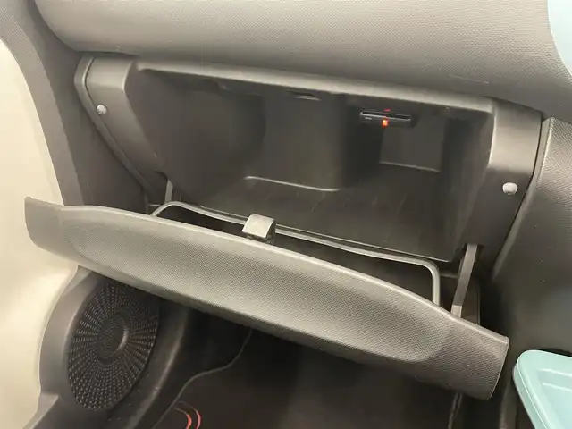 ルノー トゥインゴ インテンス キャンバストップ 岡山県 2017(平29)年 5.9万km Ｌグリーン キャンバストップ/社外ポータブルナビ/ワンセグTV/MSV/AAC/コーナーセンサー/ルノー純正ドラレコ/クルコン/ステアリングS/W/エコモード/オートワイパー/オートライト/ETC