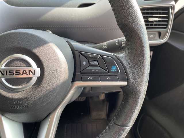 日産 セレナ ハイウェイスター V 愛知県 2020(令2)年 3.7万km アズライトブルー プロパイロット/純正ナビ/フリップダウンモニター/全方位カメラ/両側パワースライドドア/レーダークルーズコントロール/バックカメラ/ブラインドスポットモニター/コーナーセンサー/純正アルミホイール/LEDヘッドライト/リアオートエアコン/オートライト/ドライブレコーダー/ETC/衝突軽減システム/フルセグ/CD DVD/Bluetooth/ステアリングスイッチ/スマートキー/プッシュスタート