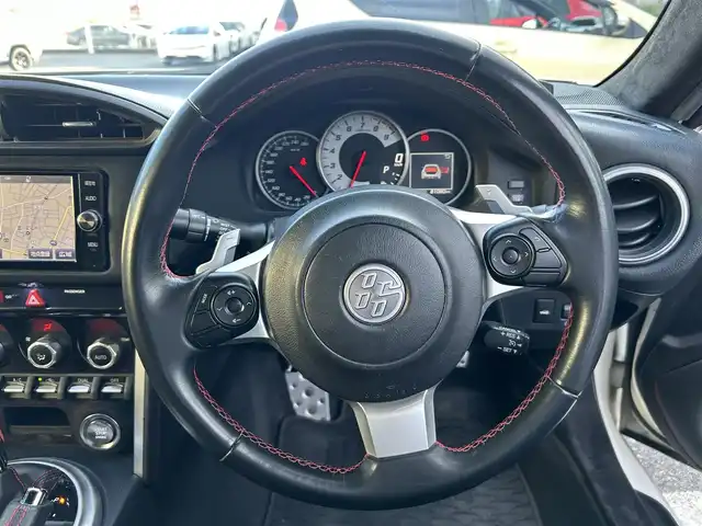 トヨタ ８６ GT リミテッド 愛知県 2017(平29)年 8.1万km クリスタルホワイトパール 純正メモリナビ/フルセグテレビ/バックカメラ/Bluetooth/クルーズコントロール/プッシュスタート/ETC/ハーフレザーシート/シートヒーター/BLIZ車庫調/パドルシフト