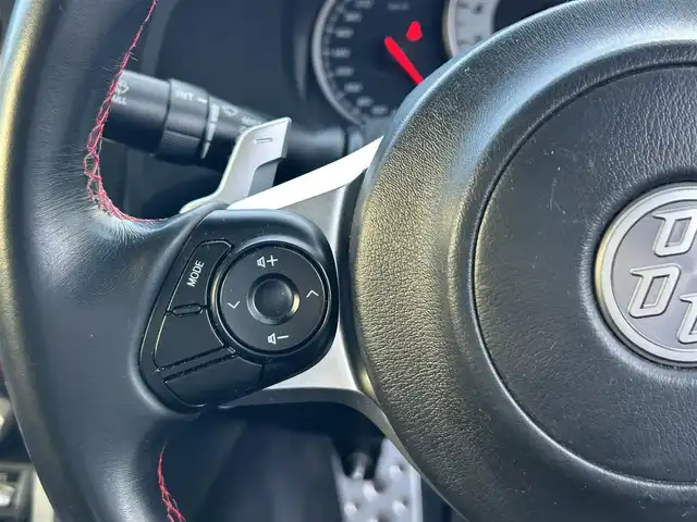 トヨタ ８６ GT リミテッド 愛知県 2017(平29)年 8.1万km クリスタルホワイトパール 純正メモリナビ/フルセグテレビ/バックカメラ/Bluetooth/クルーズコントロール/プッシュスタート/ETC/ハーフレザーシート/シートヒーター/BLIZ車庫調/パドルシフト