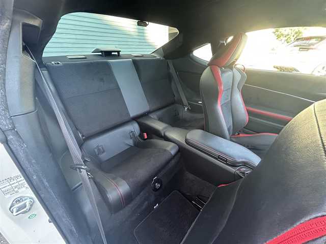 トヨタ ８６ GT リミテッド 愛知県 2017(平29)年 8.1万km クリスタルホワイトパール 純正メモリナビ/フルセグテレビ/バックカメラ/Bluetooth/クルーズコントロール/プッシュスタート/ETC/ハーフレザーシート/シートヒーター/BLIZ車庫調/パドルシフト