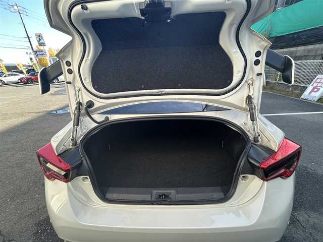 トヨタ ８６ GT リミテッド 愛知県 2017(平29)年 8.1万km クリスタルホワイトパール 純正メモリナビ/フルセグテレビ/バックカメラ/Bluetooth/クルーズコントロール/プッシュスタート/ETC/ハーフレザーシート/シートヒーター/BLIZ車庫調/パドルシフト