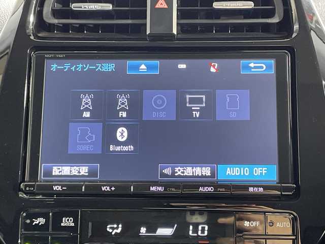 トヨタ プリウス Sセーフティプラス 神奈川県 2018(平30)年 5.8万km ホワイトパールクリスタルシャイン 純正8型ナビ（ＢＴ，フルセグＴＶ）/CD・DVD/バックカメラ/ビルトインＥＴＣ/ＡＣＣ/コーナーセンサー/トヨタセーフティーセンス/レーンキープ/パーキングアシスト/オートマチックハイビーム/レーダークルーズ