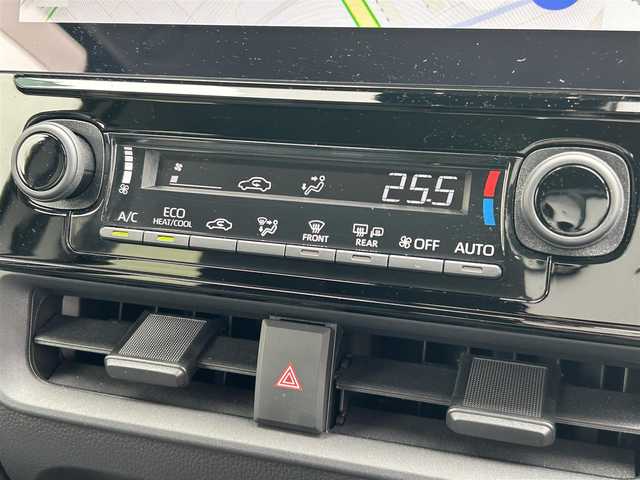 トヨタ シエンタ ハイブリッド Z 道央・札幌 2023(令5)年 2.2万km ホワイトパールクリスタルシャイン ・４WD/・寒冷地仕様/・純正ディスプレイオーディオ/・フルセグテレビ（走行中視聴不可）/・全方位モニター/・バックカメラ/・両側パワースライドドア/・衝突被害軽減システム/・レーンキープアシスト/・レーダークルーズ/・ブラインドスポットモニター/・オートハイビーム/・アイドリングストップ/・ビルトインETC/・AC１００V充電/・サンシェード/・フォグランプ/・ウィンカーミラー/・ドアバイザー/・プッシュスタート/・積込冬タイヤ社外アルミホイールセット/・保証書/・スマートキー/・スペアキー