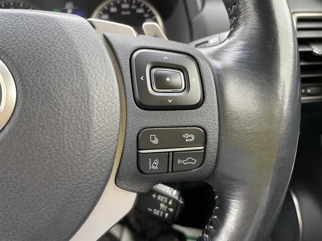 レクサス ＮＸ 200t バージョンL 石川県 2015(平27)年 5.5万km グラファイトブラックガラスフレーク 純正メモリーナビ/純正CD/DVD/フルセグTV/バックカメラ/LEDヘッドライト/ビルトインETC/革シート/シートヒーター/スマートキー/プッシュスタート/電動ミラー/パワーバックドア/純正アルミホイール/クリアランスソナー/プリクラッシュセーフティ/保証書