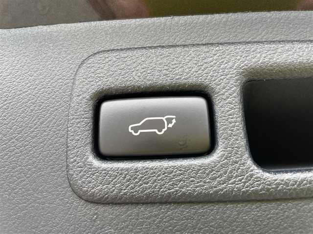 レクサス ＮＸ 200t バージョンL 石川県 2015(平27)年 5.5万km グラファイトブラックガラスフレーク 純正メモリーナビ/純正CD/DVD/フルセグTV/バックカメラ/LEDヘッドライト/ビルトインETC/革シート/シートヒーター/スマートキー/プッシュスタート/電動ミラー/パワーバックドア/純正アルミホイール/クリアランスソナー/プリクラッシュセーフティ/保証書