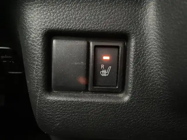 スズキ スペーシア カスタム HYBRID XS 大阪府 2018(平30)年 10.7万km ピュアホワイトP (株)IDOMが運営する【じしゃロン東大阪店】の自社ローン専用車両になりますこちらは現金またはオートローンご利用時の価格です。自社ローンご希望の方は別途その旨お申付け下さい/衝突被害軽減ブレーキ/車線逸脱警報/横滑り防止/パナソニック製SDナビ【CN-RZ846】/全方位カメラ/ドライブレコーダー/コーナーセンサー/両側パワースライドドア/スマートキー＆プッシュスタート/ビルトインETC/LEDヘッドライト/オートライト/アイドリングストップ/ステアリングスイッチ/オートエアコン/運転席シートヒーター/純正15インチアルミ/取説（車両・ナビ）＆保証書/スペアスマートキー