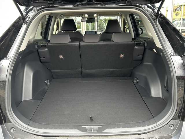 トヨタ ＲＡＶ４ X 静岡県 2021(令3)年 1.5万km アティチュードブラックマイカ 純正ナビ/・FM/AM/・CD/DVD/・フルセグTV/・SD/・Bluetooth/トヨタセーフティセンス/・レーントレーシングアシスト/・プリクラッシュセーフティ/・ブラインドスポットモニター/・リアクロストラフィックアラート/・パーキングサポートブレーキ/・標識認識機能/主要装備/・バックカメラ/・ＥＴＣ２．０/・ドライブレコーダー/・レーダークルコン/・ＬＥＤライト/・オートハイビーム/・ルーフレール/・ＭＴモード付ＡＴ/・横滑り防止装置/・サイドカーテンエアバッグ