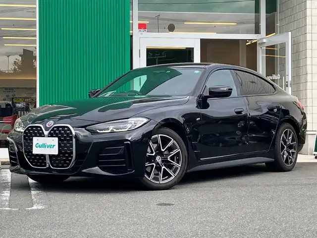ＢＭＷ ＢＭＷ ４２０ｄ xDrive グランクーペ Mスポーツ 静岡県 2022(令4)年 3.8万km 黒 純正ナビ(BT/フルセグ)/バックカメラ/電動リアゲート/パドルシフト/エンジンスタートボタン/スマートキー/パワーステアリング/パワーウィンドウ/パーキングアシスト/アイドリングストップ/Wオートエアコン/レーダークルーズコントロール/ETC/USB入力端子/フロアマット/D席N席パワーシート/ハーフレザーシート/D席N席シートヒーター/純正アルミホイール/ABS/横滑り防止装置/コーナーセンサー前後/レーンキープアシスト/オートライト/オートマチックハイビーム/LEDヘッドライト/W+サイドエアバッグ/カーテンエアバッグ/BSM