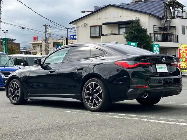 ＢＭＷ ＢＭＷ ４２０ｄ xDrive グランクーペ Mスポーツ 静岡県 2022(令4)年 3.8万km 黒 純正ナビ(BT/フルセグ)/バックカメラ/電動リアゲート/パドルシフト/エンジンスタートボタン/スマートキー/パワーステアリング/パワーウィンドウ/パーキングアシスト/アイドリングストップ/Wオートエアコン/レーダークルーズコントロール/ETC/USB入力端子/フロアマット/D席N席パワーシート/ハーフレザーシート/D席N席シートヒーター/純正アルミホイール/ABS/横滑り防止装置/コーナーセンサー前後/レーンキープアシスト/オートライト/オートマチックハイビーム/LEDヘッドライト/W+サイドエアバッグ/カーテンエアバッグ/BSM