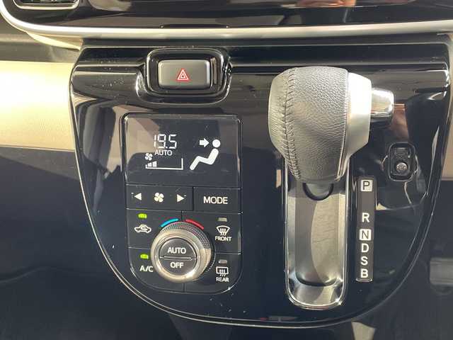 ダイハツ ムーヴ キャンバス G ブラックインテリア VS SAⅢ 愛知県 2021(令3)年 3.6万km スムースグレーマイカメタリック/ファイアークォーツレッドメタリック 2トーン ディスプレイオーディオ　ナビ機能なし/全方位カメラ/両側パワースライドドア/シートヒーター/バックカメラ/コーナーセンサー/LEDヘッドライト/オートマチックハイビーム/ドライブレコーダー/ETC/衝突軽減システム/CD/Bluetooth/ステアリングスイッチ/スマートキー/プッシュスタート