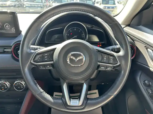 マツダ ＣＸ－３ 兵庫県 2017(平29)年 6.9万km スノーフレイクホワイトパールマイカ 純正SDナビ/BT/フルセグ/ETC/バックカメラ/追従クルーズコントロール/ヘッドアップディスプレイ/ハーフレザーシート/USB端子/革巻ステアリング/パドルシフト/オートライト/LEDヘッドライト/ウィンカーミラー/トノカバー